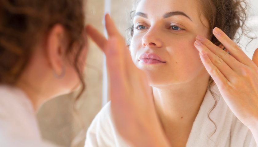 Îngrijirea tenului la nivel celular – rolul produselor medicale
