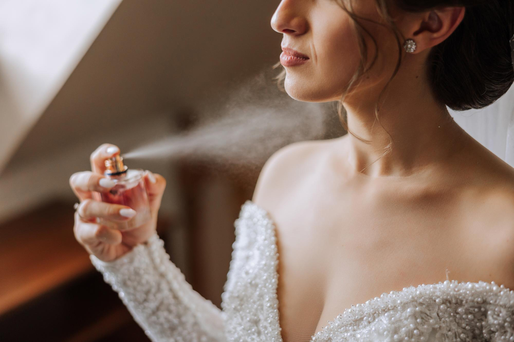 Parfumurile arăbești și arta de a crea arome care rezistă ore întregi