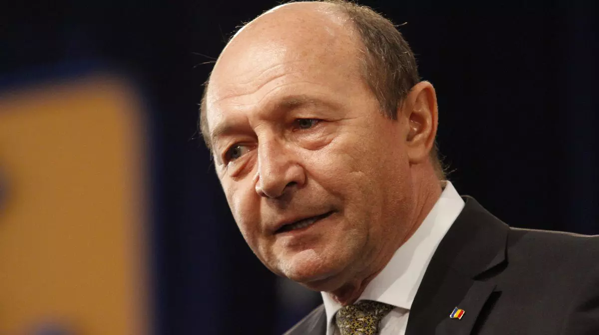 Traian Băsescu îi cere lui Nicușor Dan să nominalizeze rapid un nou premier: „Constituția oferă soluții”