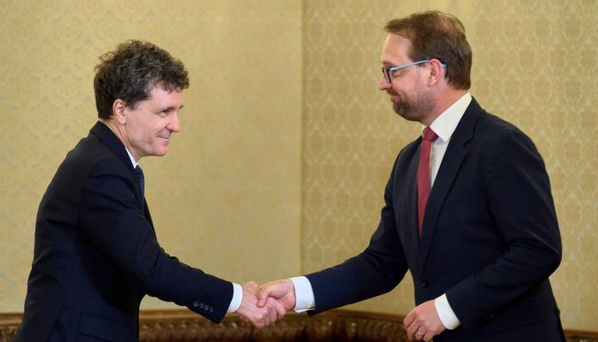 Legea integrității trece de Parlament și ajunge la Cotroceni. Nicușor Dan trebuie să decidă soarta proiectului care îl poate afecta pe Dominic Fritz