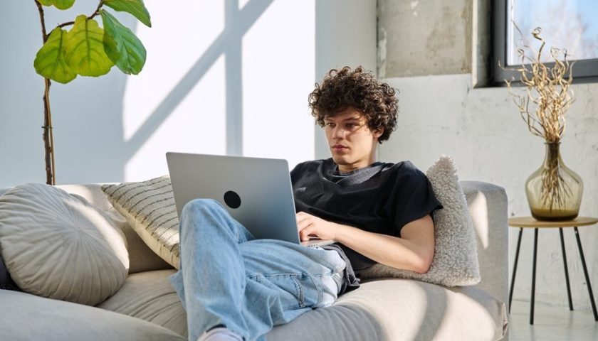 România are o problemă serioasă cu tinerii care nu lucrează și nu mai studiază. Procentul ajunge la 23% într-o categorie de vârstă