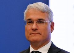 Dragoș Pîslaru acuză PSD că încearcă să dea vina pe Ilie Bolojan pentru problemele economice ale României